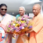 CM Yogi and Governor Anandiben welcoming President Droupadi Murmu at Ayodhya Airport
